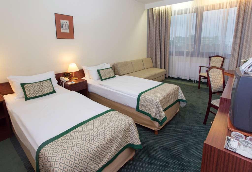 Danubius Hungaria Center Отель 4*